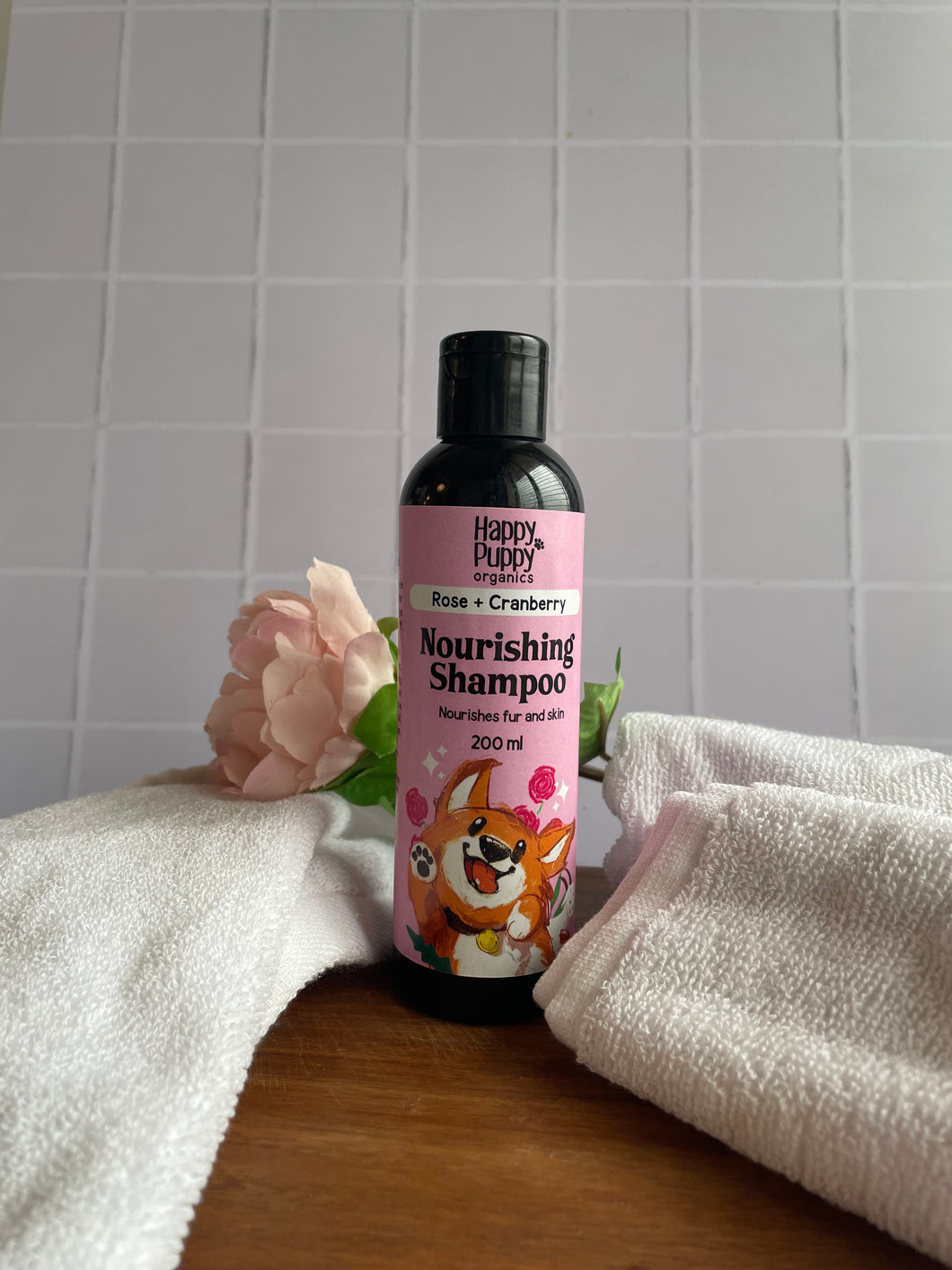 Nourishing Shampoo with Goat Milk, Rose & Cranberry - Hydrate and Soothe Your Dog's Skin